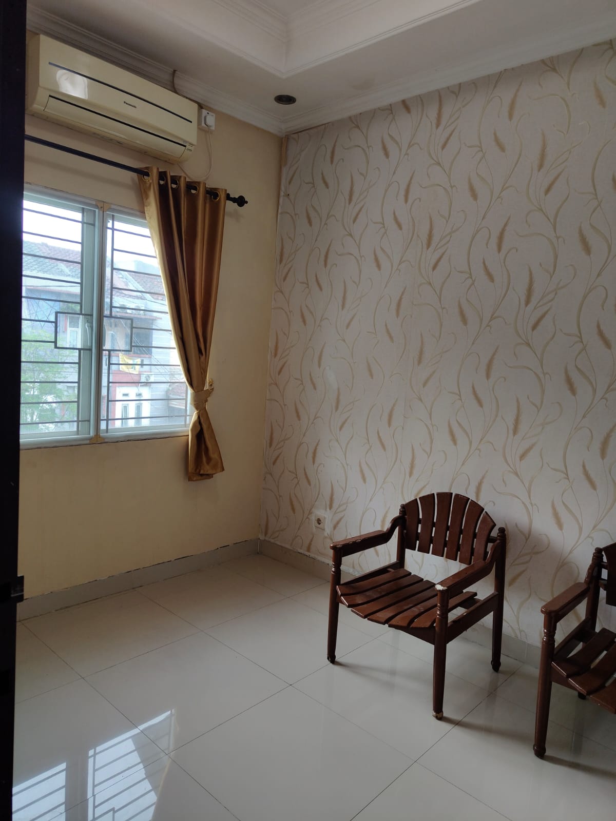 Rumah Disewakan di Meadow Green Lippo Cikarang